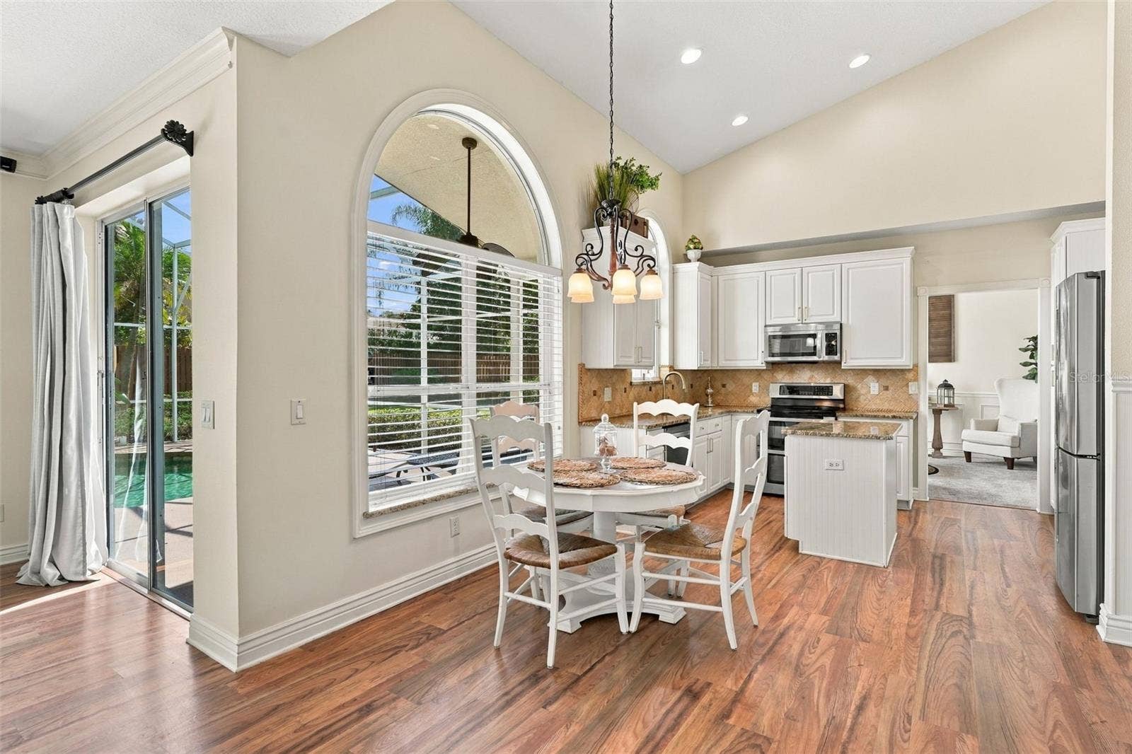 8426 DIAMOND COVE CIRCLE, Orlando, FL 32836 8426 DIAMOND COVE CIRCLE, Orlando, FL 32836
