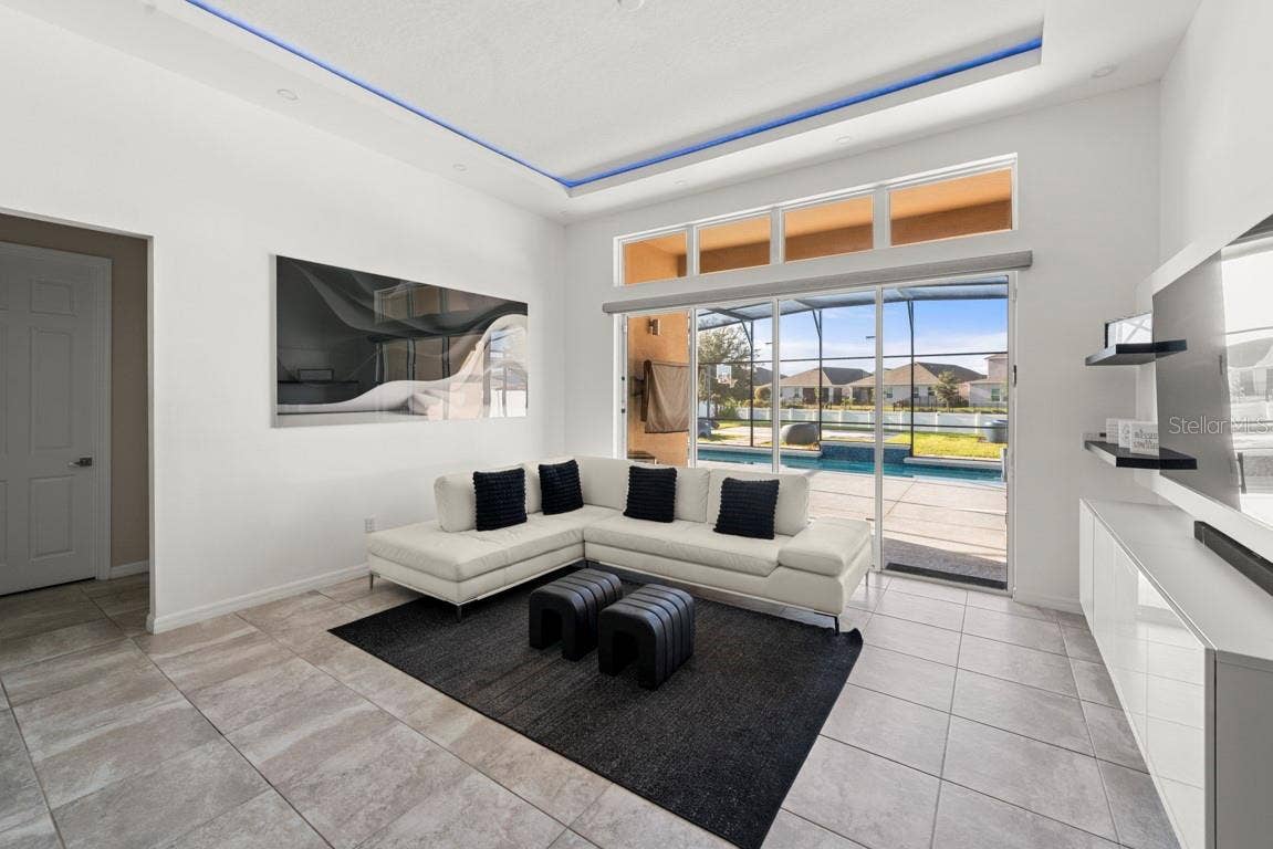 9560 LAUNCH POINT ROAD, Orlando, FL 32832