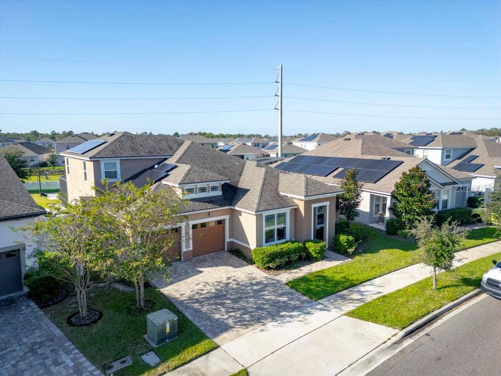 9560 LAUNCH POINT ROAD, Orlando, FL 32832