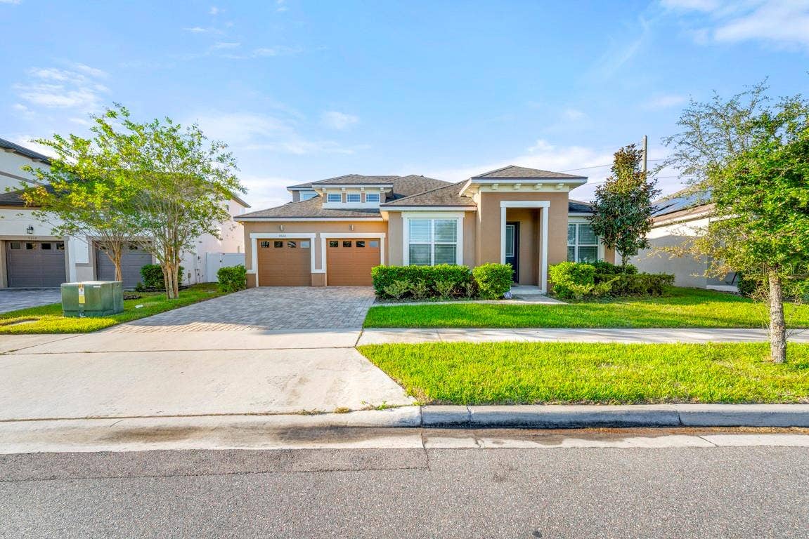 9560 LAUNCH POINT ROAD, Orlando, FL 32832
