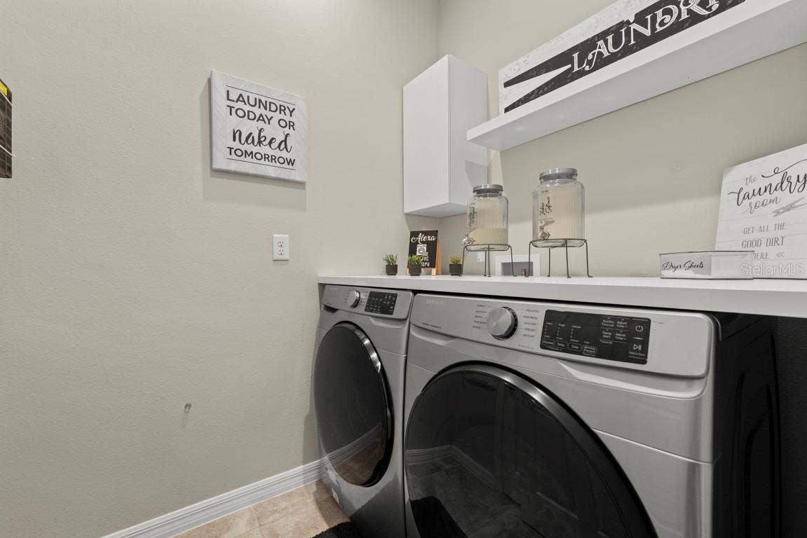 9560 LAUNCH POINT ROAD, Orlando, FL 32832