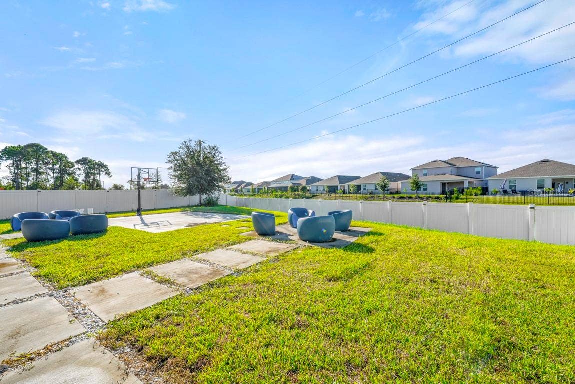 9560 LAUNCH POINT ROAD, Orlando, FL 32832