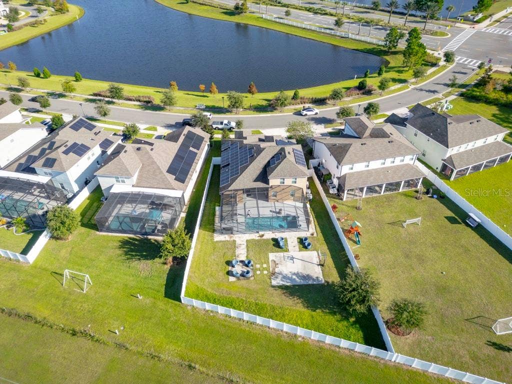 9560 LAUNCH POINT ROAD, Orlando, FL 32832