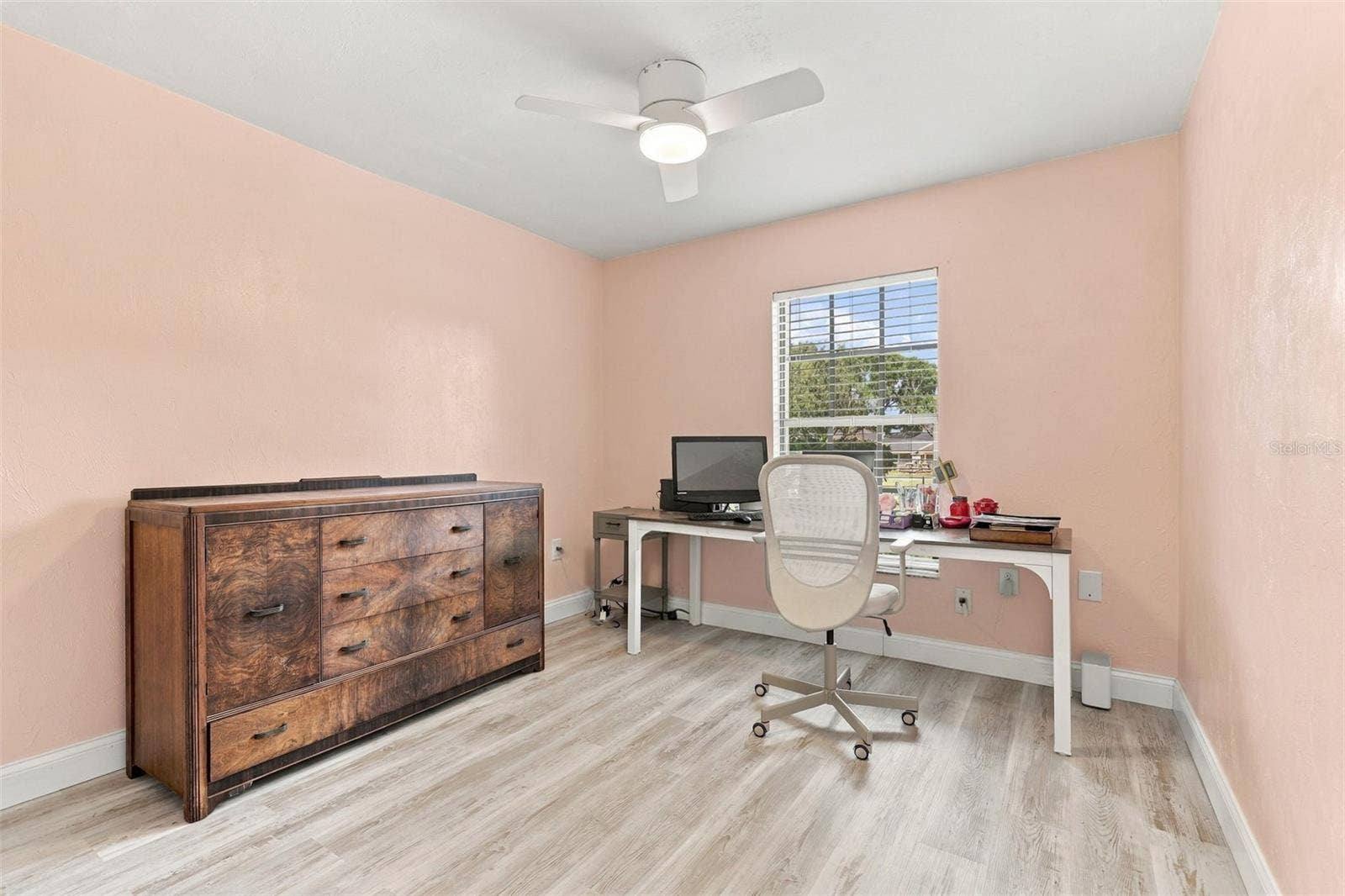 2460 E CROOKED LAKE CLUB BOULEVARD, Eustis, FL 32726 2460 E CROOKED LAKE CLUB BOULEVARD, Eustis, FL 32726