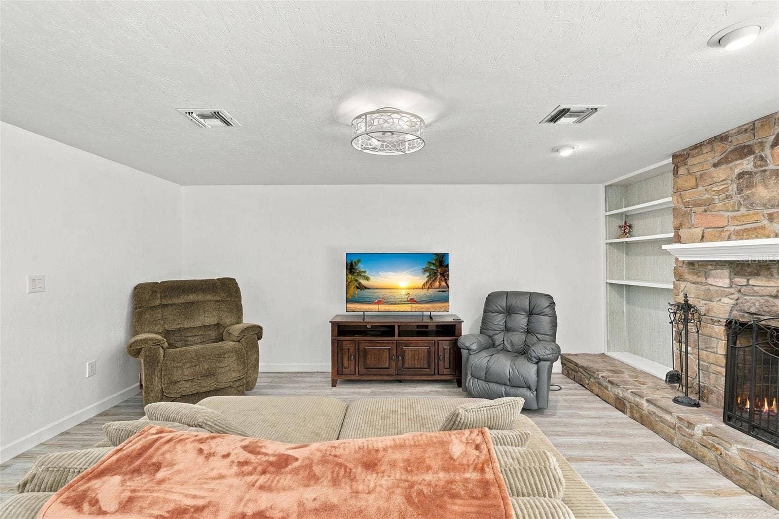 2460 E CROOKED LAKE CLUB BOULEVARD, Eustis, FL 32726 2460 E CROOKED LAKE CLUB BOULEVARD, Eustis, FL 32726