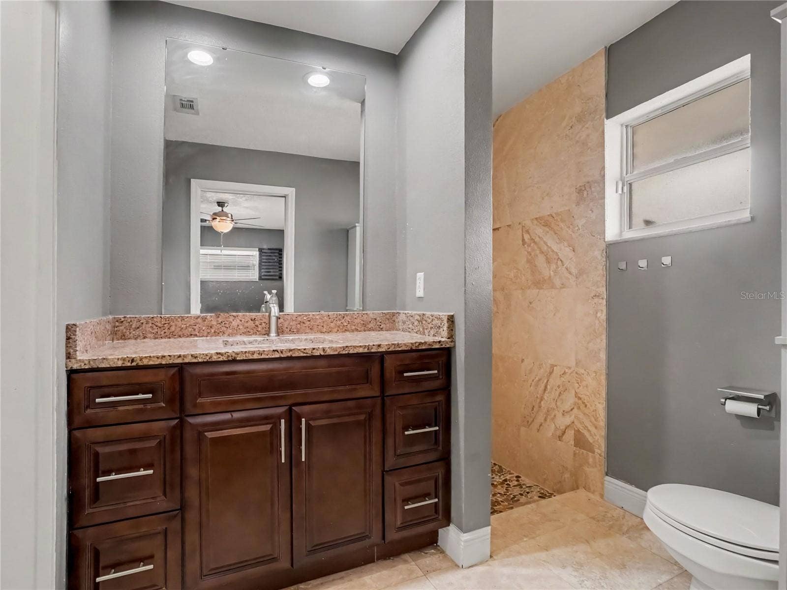 5111 DARDEN AVENUE, Belle Isle, FL 32812 5111 DARDEN AVENUE, Belle Isle, FL 32812