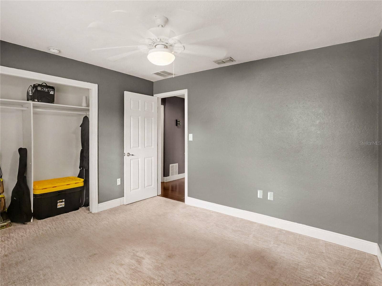 5111 DARDEN AVENUE, Belle Isle, FL 32812 5111 DARDEN AVENUE, Belle Isle, FL 32812