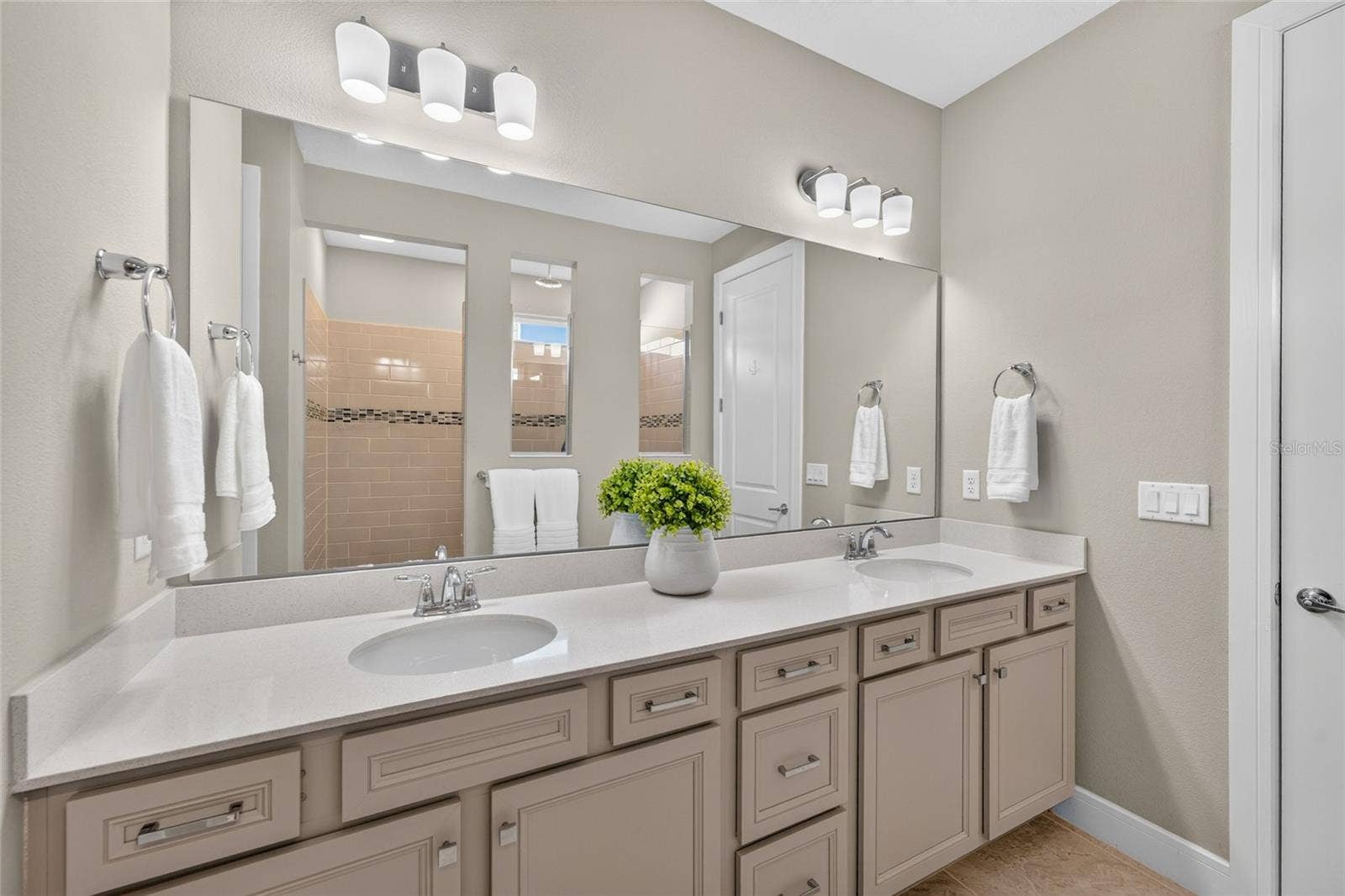 15345 WILLOW RIDGE DRIVE, Montverde, FL 34756 15345 WILLOW RIDGE DRIVE, Montverde, FL 34756