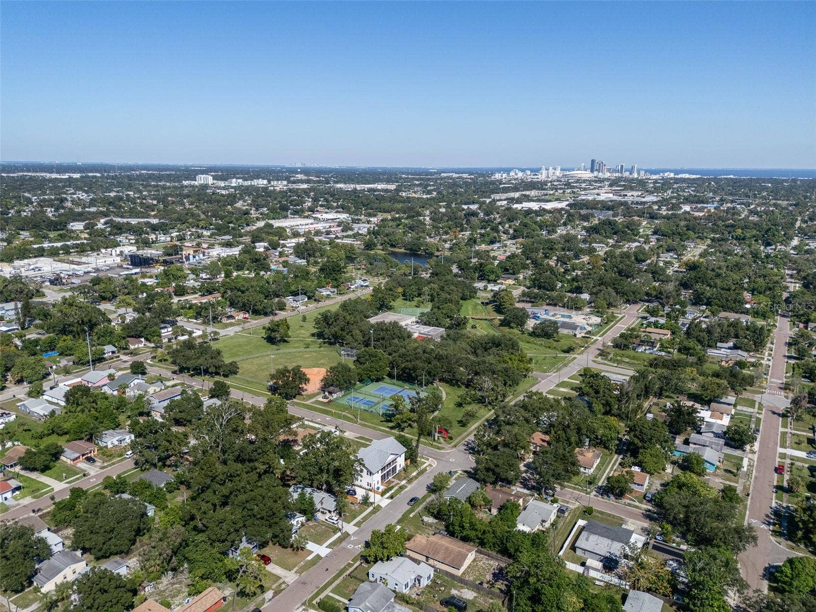 4527 13TH AVENUE S, St Petersburg, FL 33711