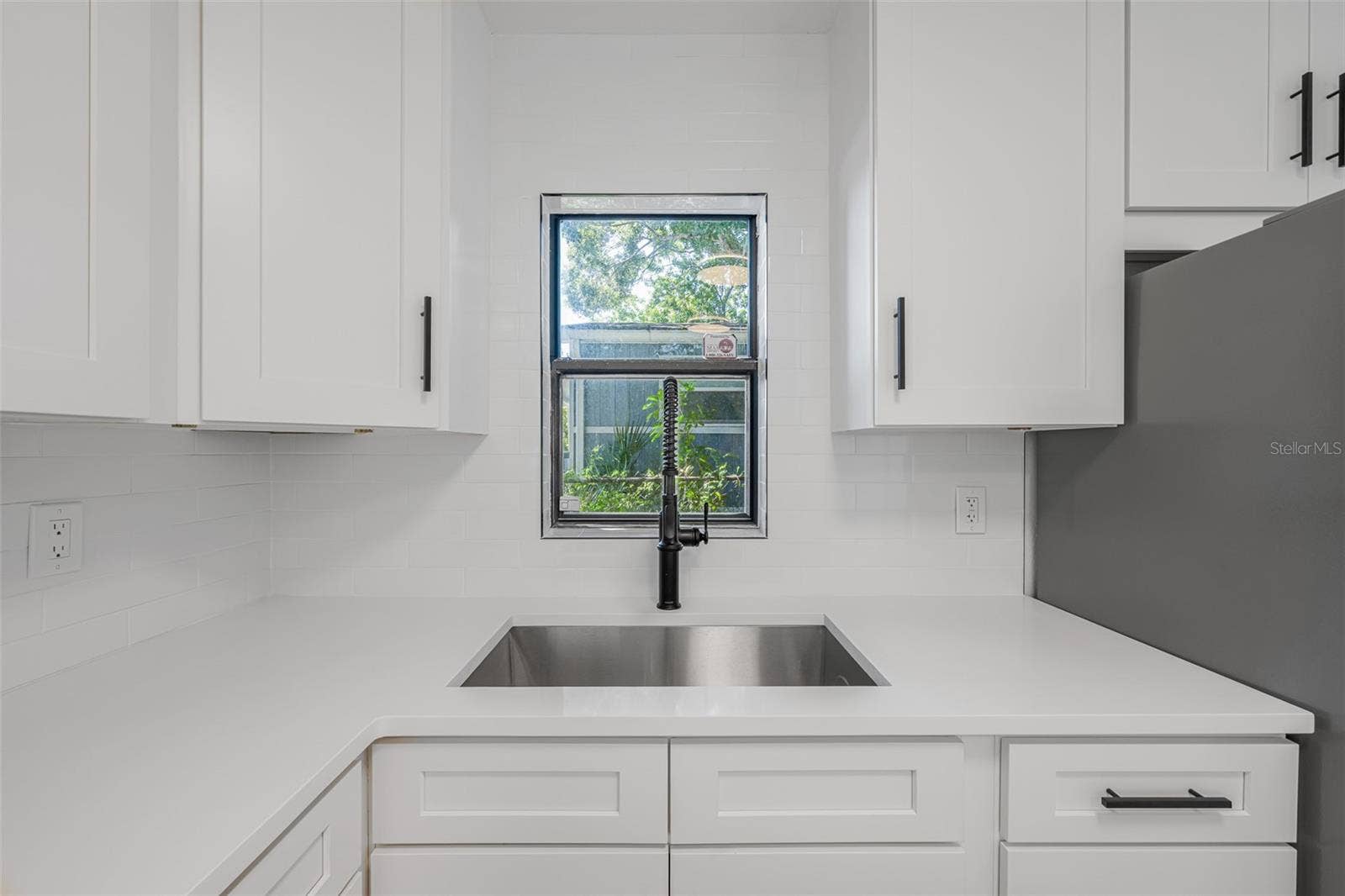 4527 13TH AVENUE S, St Petersburg, FL 33711