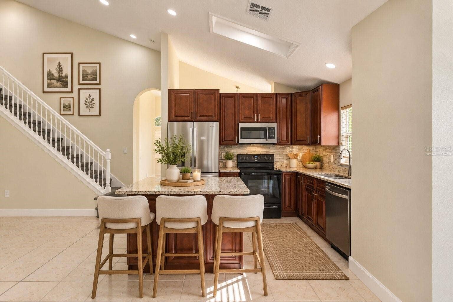 4207 ANDOVER CAY BOULEVARD, Orlando, FL 32825 Virtually Staged