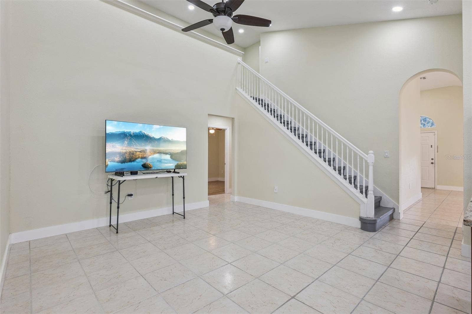 4207 ANDOVER CAY BOULEVARD, Orlando, FL 32825 4207 ANDOVER CAY BOULEVARD, Orlando, FL 32825