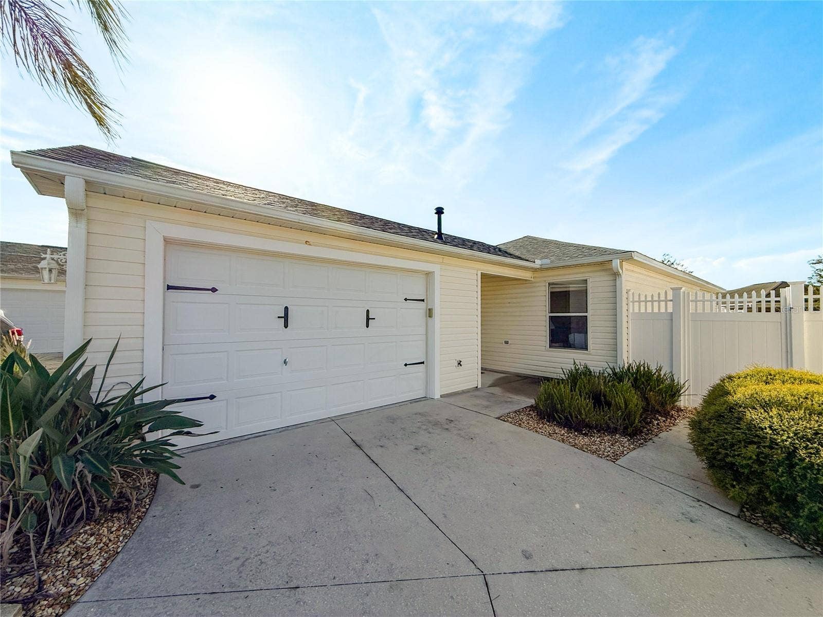 972 ROCKVILLE PLACE, The Villages, FL 32162 972 ROCKVILLE PLACE, The Villages, FL 32162