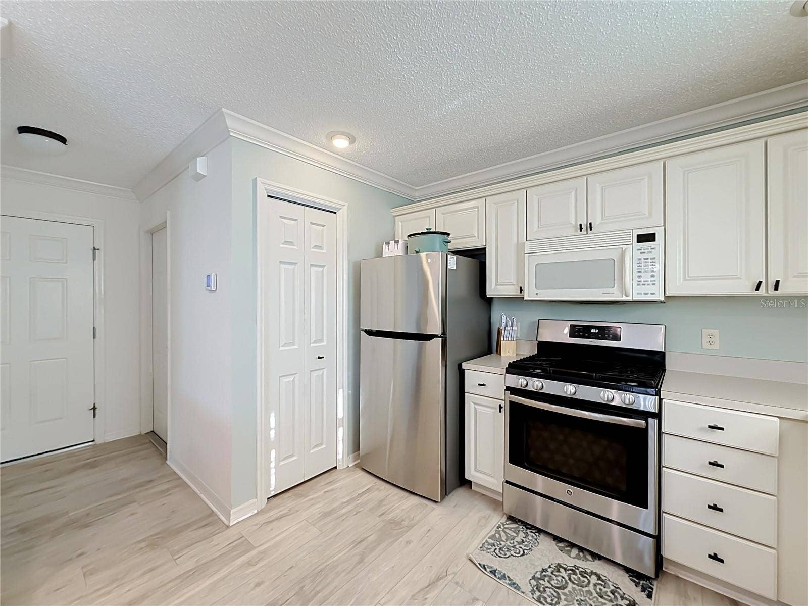 972 ROCKVILLE PLACE, The Villages, FL 32162 972 ROCKVILLE PLACE, The Villages, FL 32162