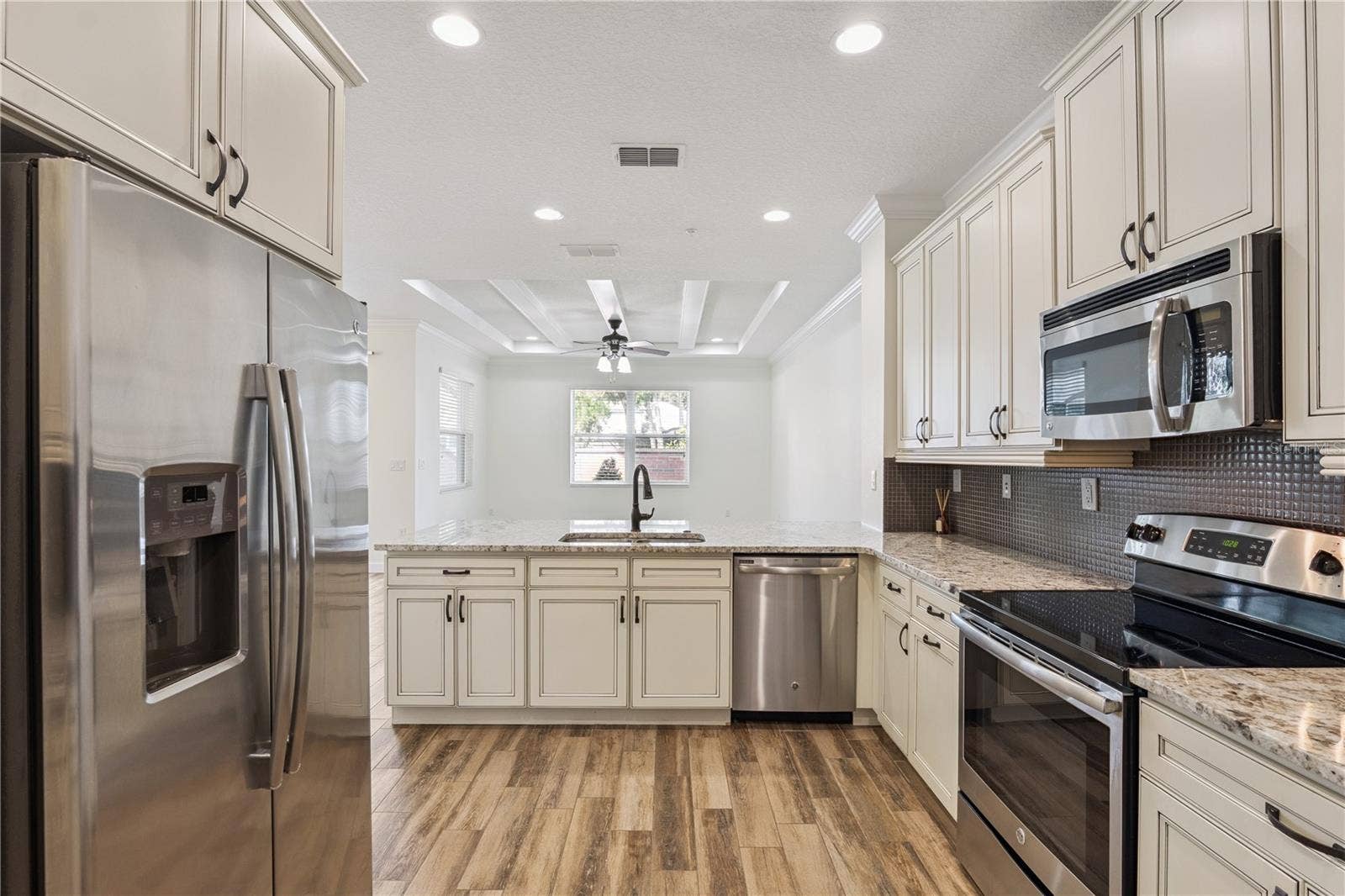 1886 PIEDMONT PLACE, Lake Mary, FL 32746 1886 PIEDMONT PLACE, Lake Mary, FL 32746