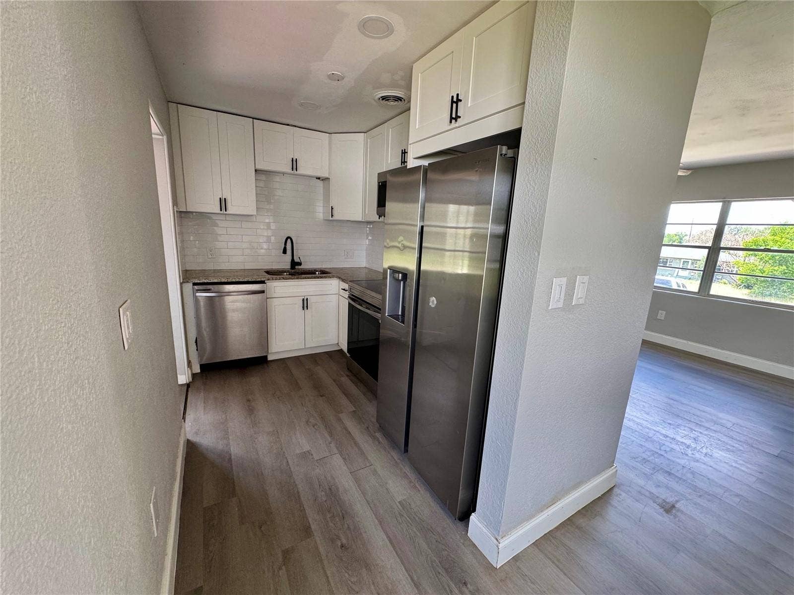 911 EXMOOR WAY, Lake Wales, FL 33853 Kitchen