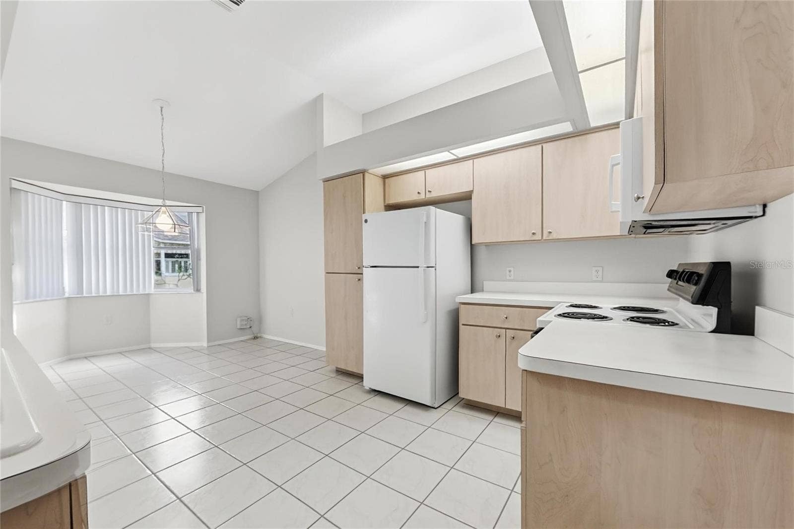 9322 ALTA SOL WAY, New Port Richey, FL 34655 9322 ALTA SOL WAY, New Port Richey, FL 34655