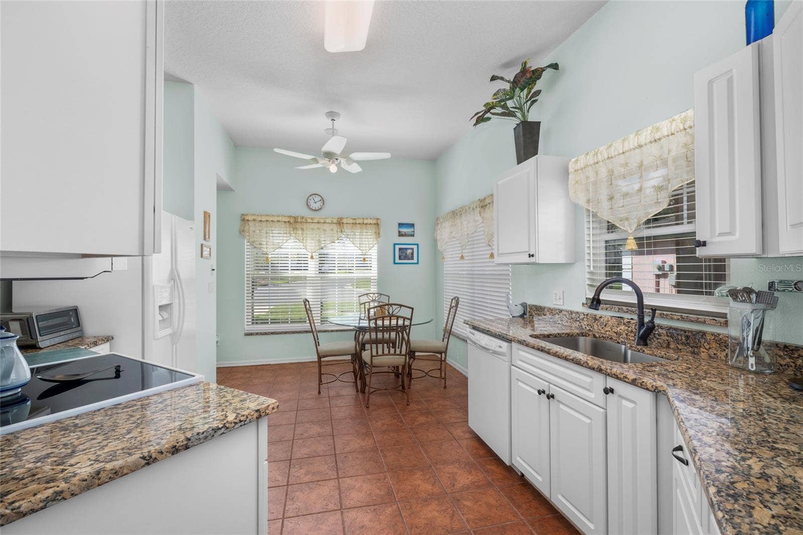 124 HIGH VISTA DRIVE, Davenport, FL 33837 124 HIGH VISTA DRIVE, Davenport, FL 33837