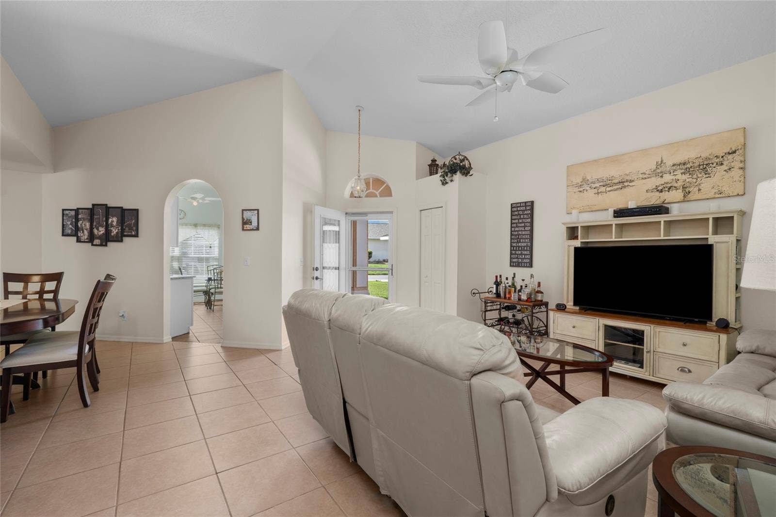 124 HIGH VISTA DRIVE, Davenport, FL 33837 124 HIGH VISTA DRIVE, Davenport, FL 33837
