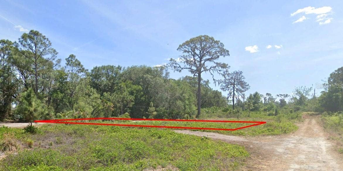 104 CHANDLER TERRACE NE, Lake Placid, FL 33852 104 CHANDLER TERRACE NE, Lake Placid, FL 33852