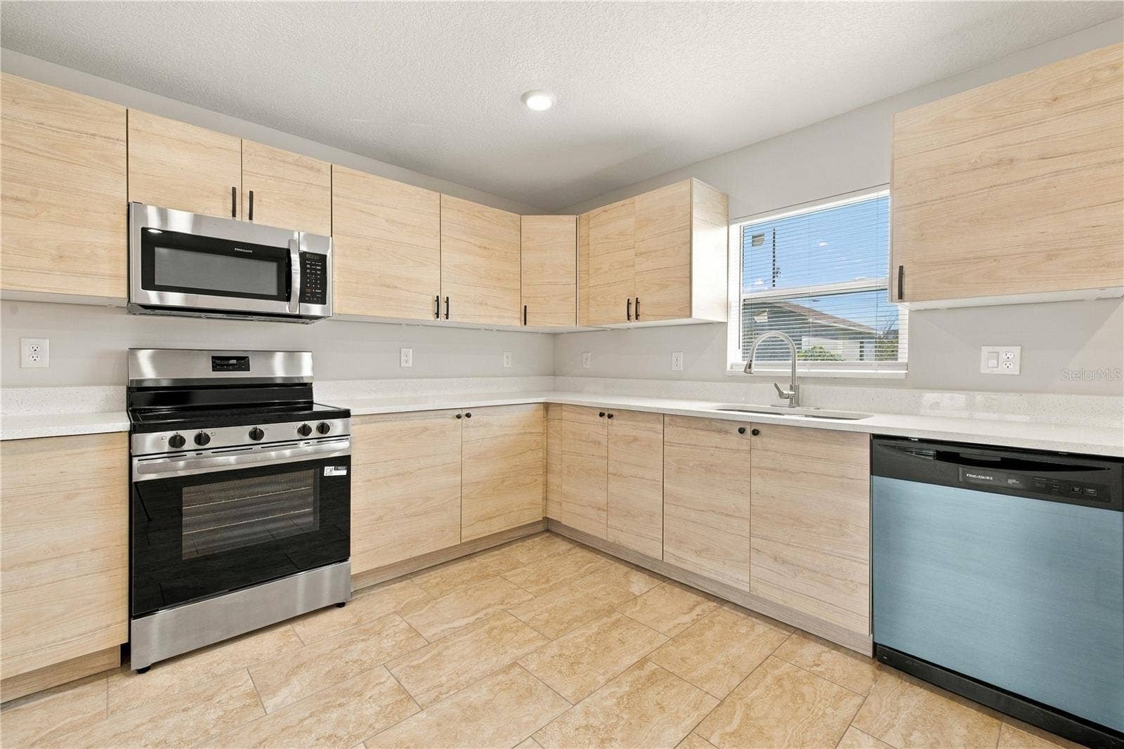 425 PEARL STREET, Lake Hamilton, FL 33851 UNIT 425