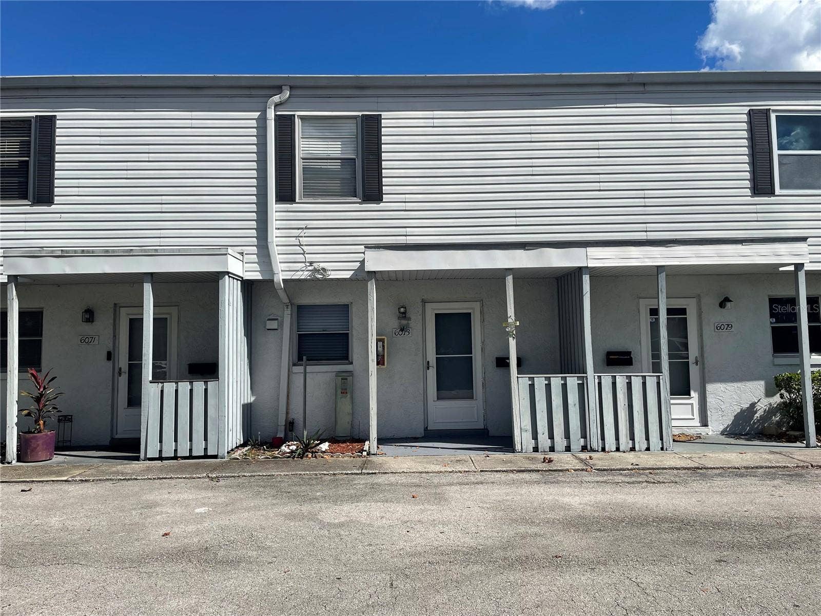 6073 AMBERLY TERRACE, #T13, Orlando, FL 32822 6073 AMBERLY TERRACE, #T13, Orlando, FL 32822