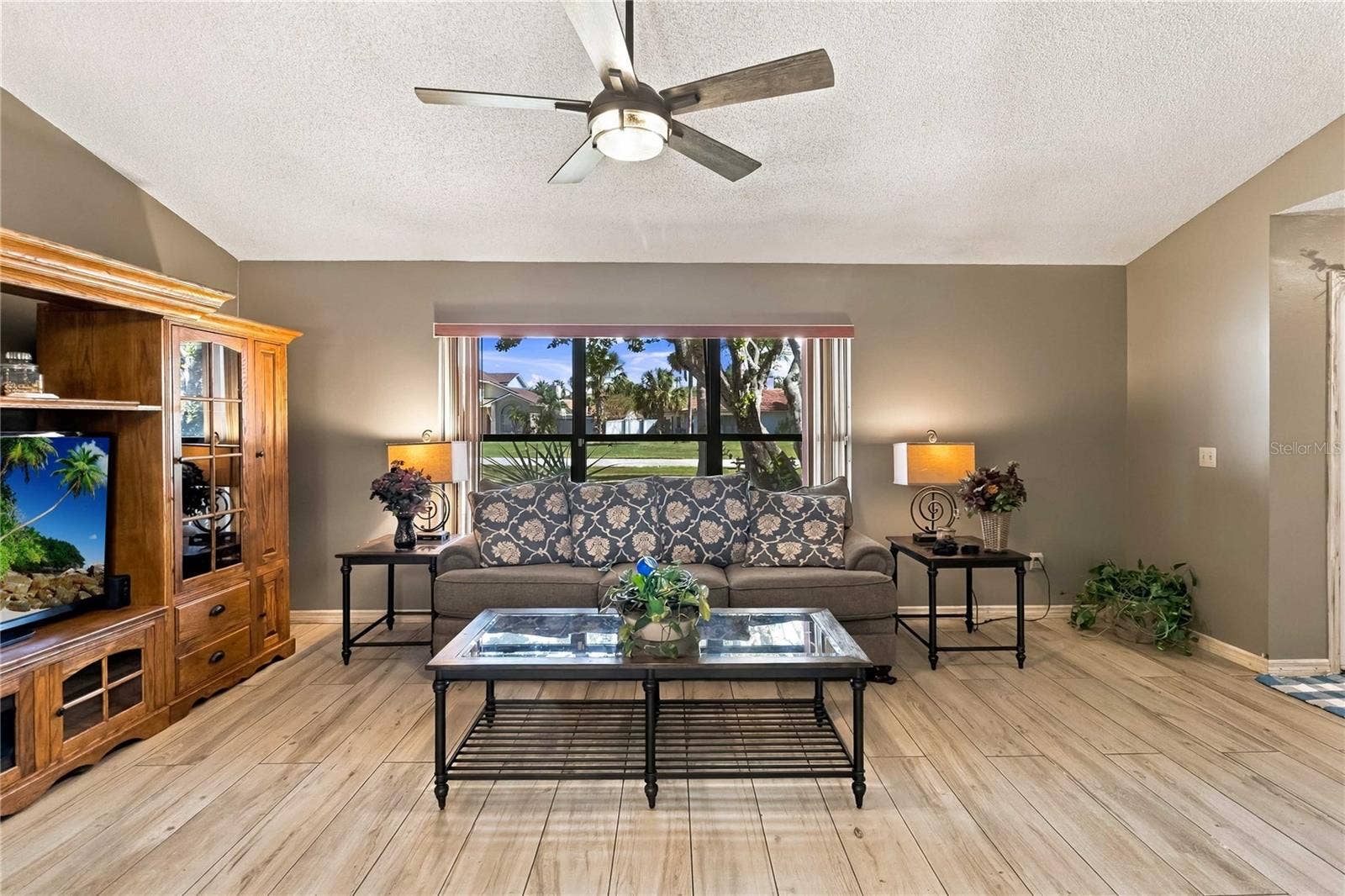 2490 ALBANY DRIVE, Kissimmee, FL 34758 2490 ALBANY DRIVE, Kissimmee, FL 34758