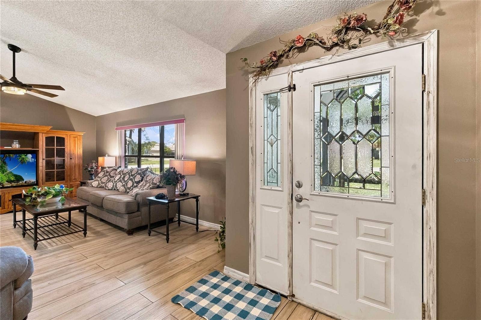 2490 ALBANY DRIVE, Kissimmee, FL 34758 2490 ALBANY DRIVE, Kissimmee, FL 34758