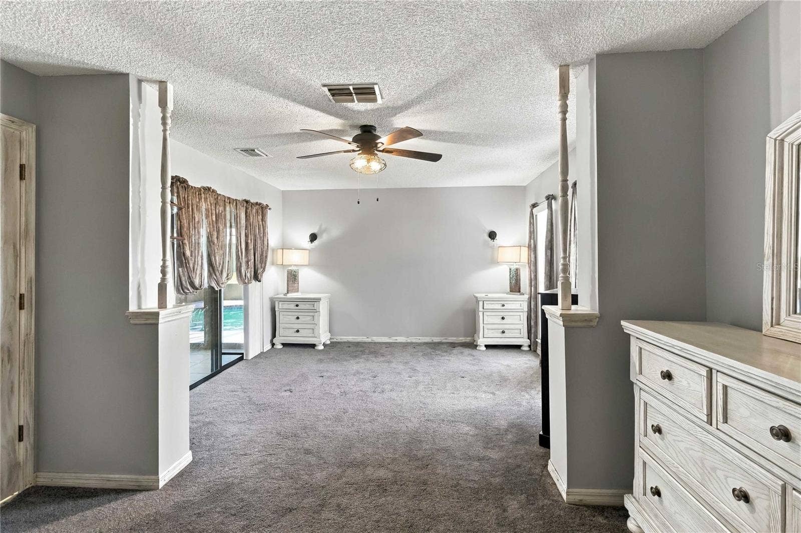 2490 ALBANY DRIVE, Kissimmee, FL 34758 2490 ALBANY DRIVE, Kissimmee, FL 34758