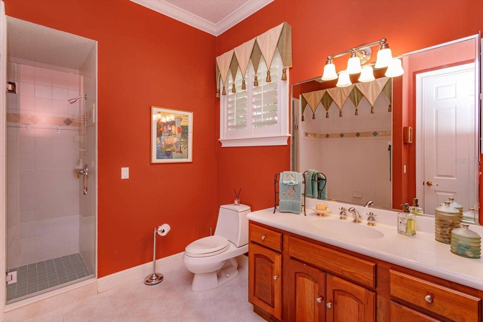 9000 GREAT HERON CIRCLE, Orlando, FL 32836 Bathroom