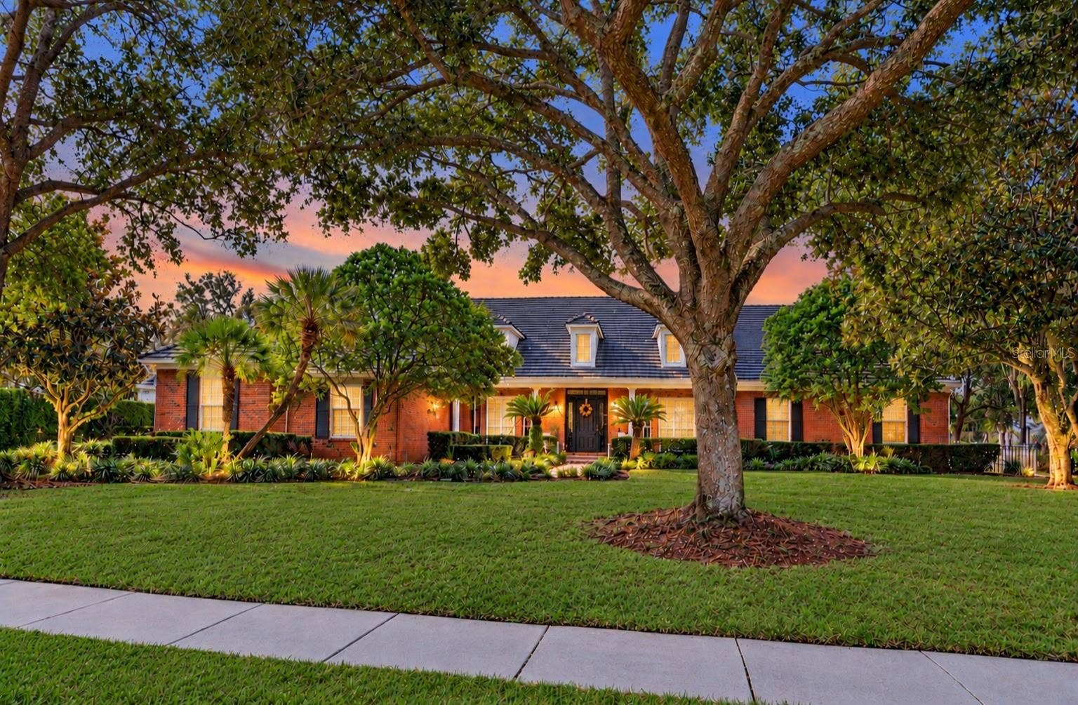 9000 GREAT HERON CIRCLE, Orlando, FL 32836 Twilight Front