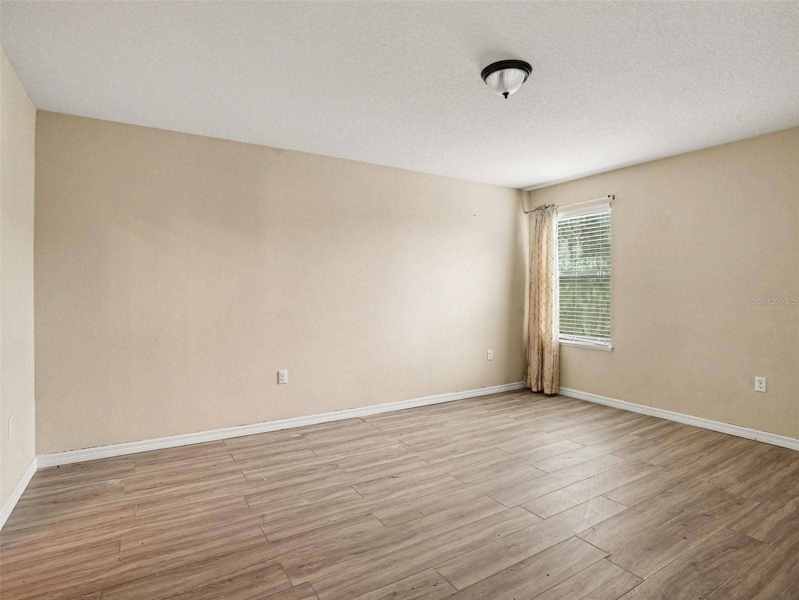 1120 CYPRESS POINTE BOULEVARD, Davenport, FL 33896 1120 CYPRESS POINTE BOULEVARD, Davenport, FL 33896