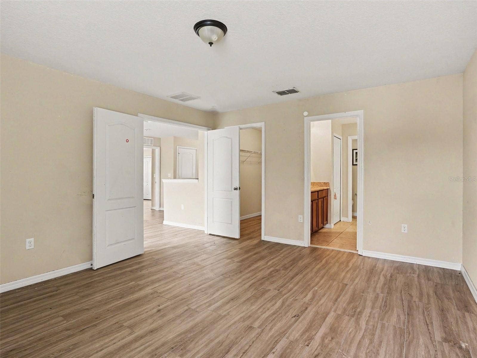 1120 CYPRESS POINTE BOULEVARD, Davenport, FL 33896 1120 CYPRESS POINTE BOULEVARD, Davenport, FL 33896