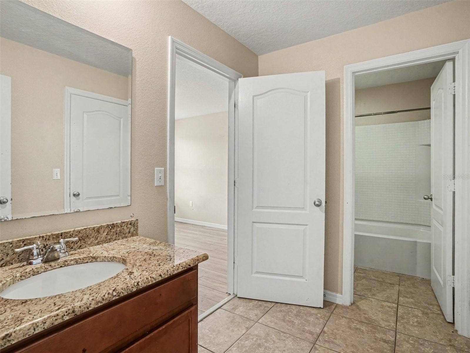 1120 CYPRESS POINTE BOULEVARD, Davenport, FL 33896 1120 CYPRESS POINTE BOULEVARD, Davenport, FL 33896