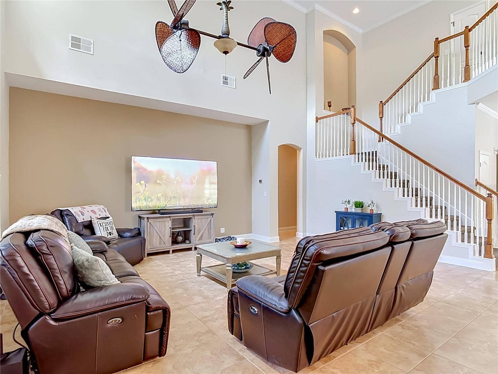 123 IVYDALE MANOR DRIVE, Deland, FL 32724 123 IVYDALE MANOR DRIVE, Deland, FL 32724
