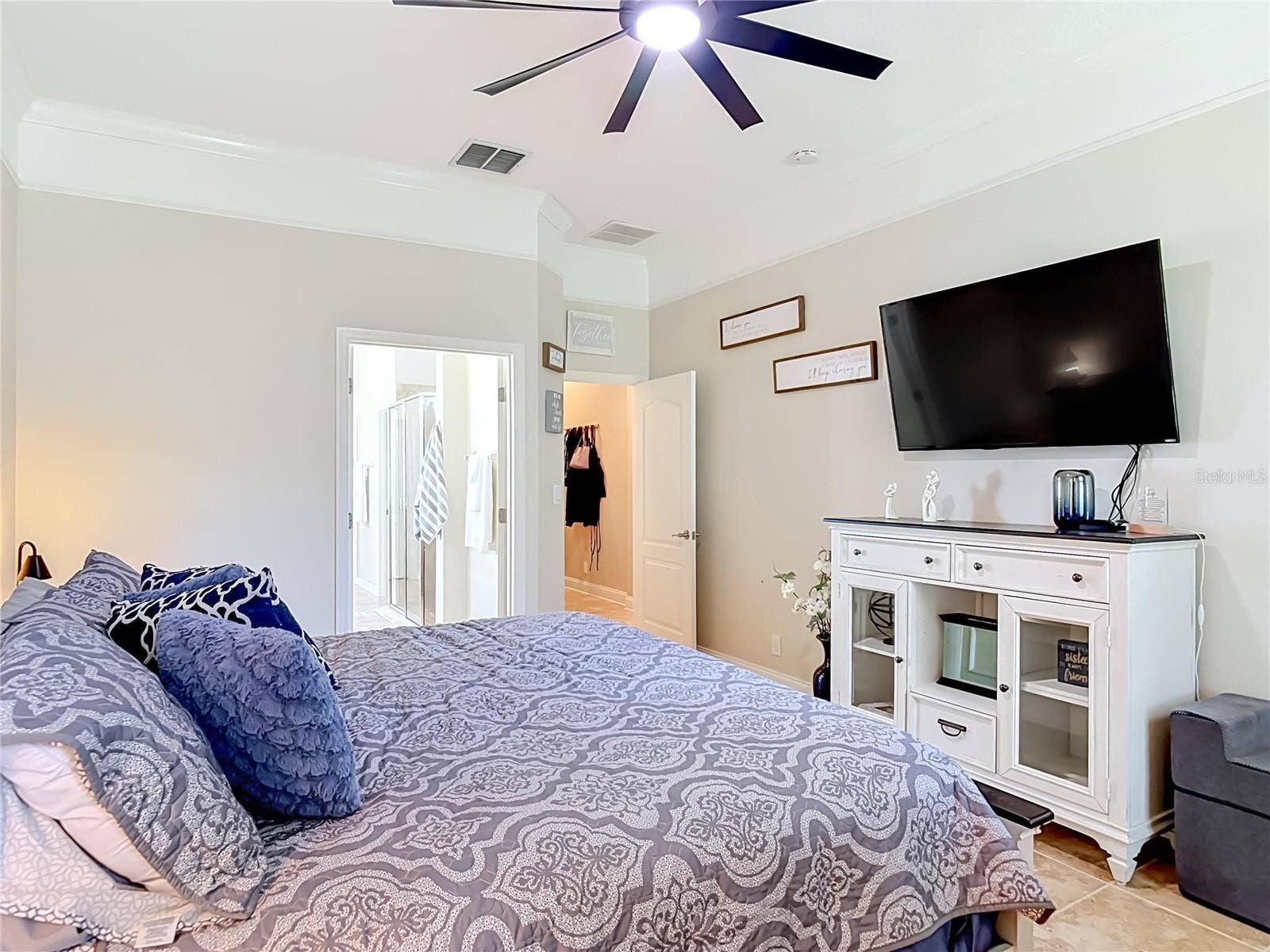 123 IVYDALE MANOR DRIVE, Deland, FL 32724 123 IVYDALE MANOR DRIVE, Deland, FL 32724