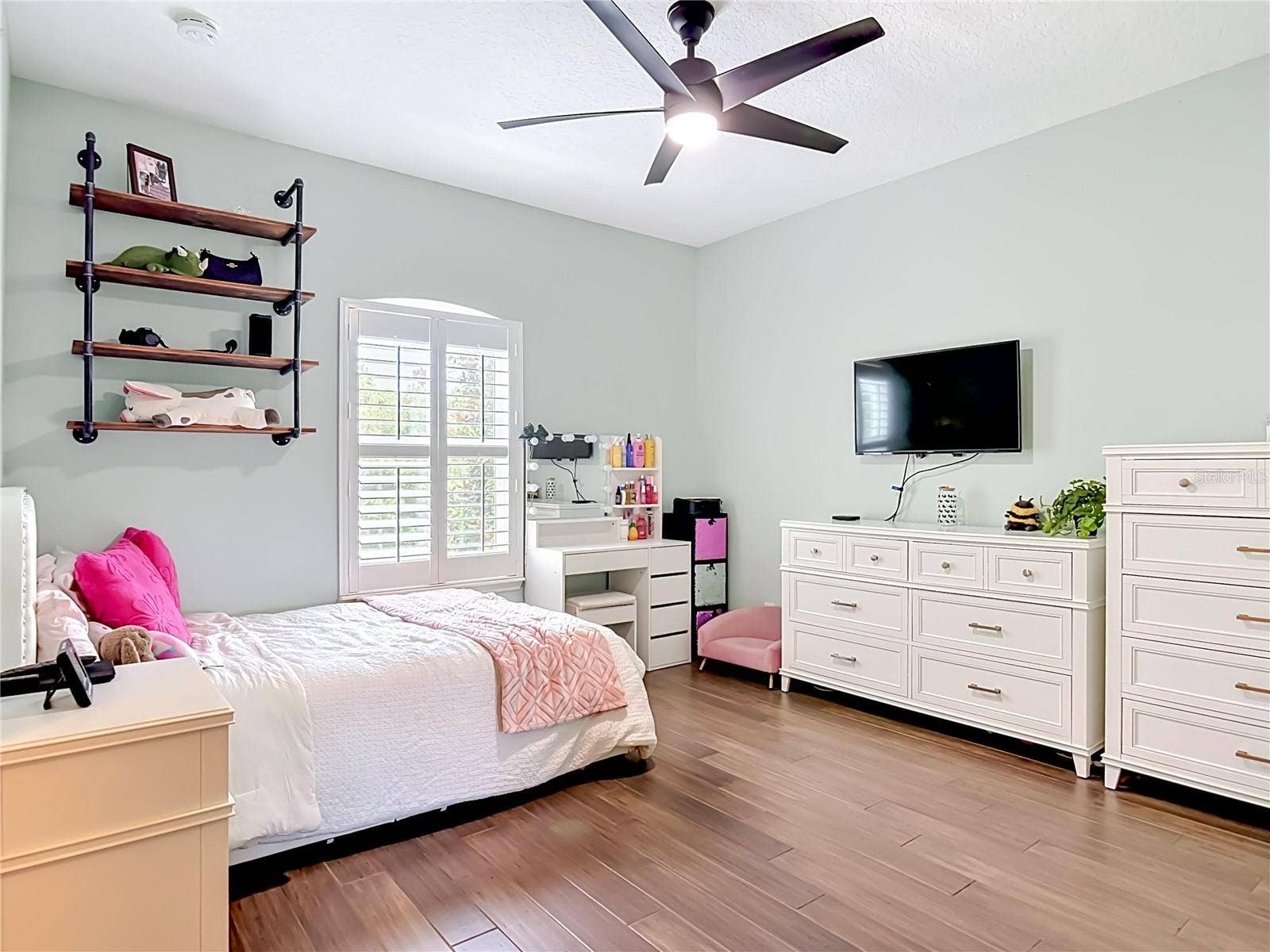 123 IVYDALE MANOR DRIVE, Deland, FL 32724 123 IVYDALE MANOR DRIVE, Deland, FL 32724