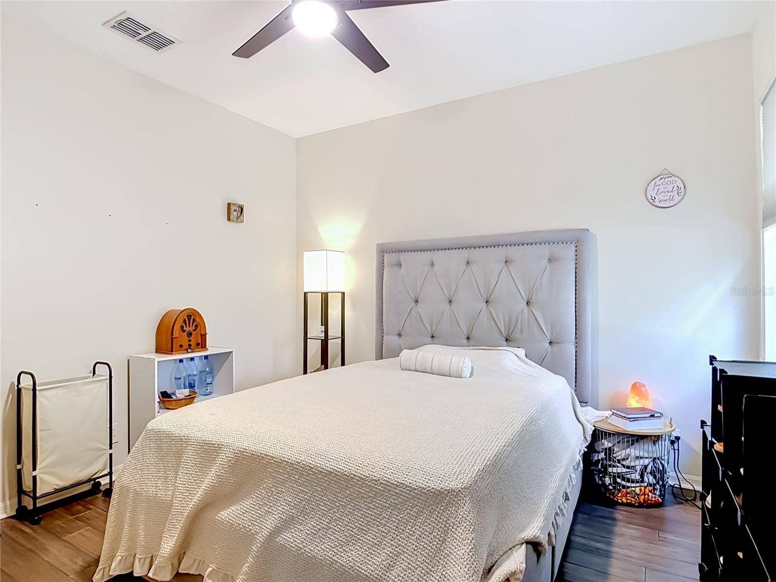 123 IVYDALE MANOR DRIVE, Deland, FL 32724 123 IVYDALE MANOR DRIVE, Deland, FL 32724