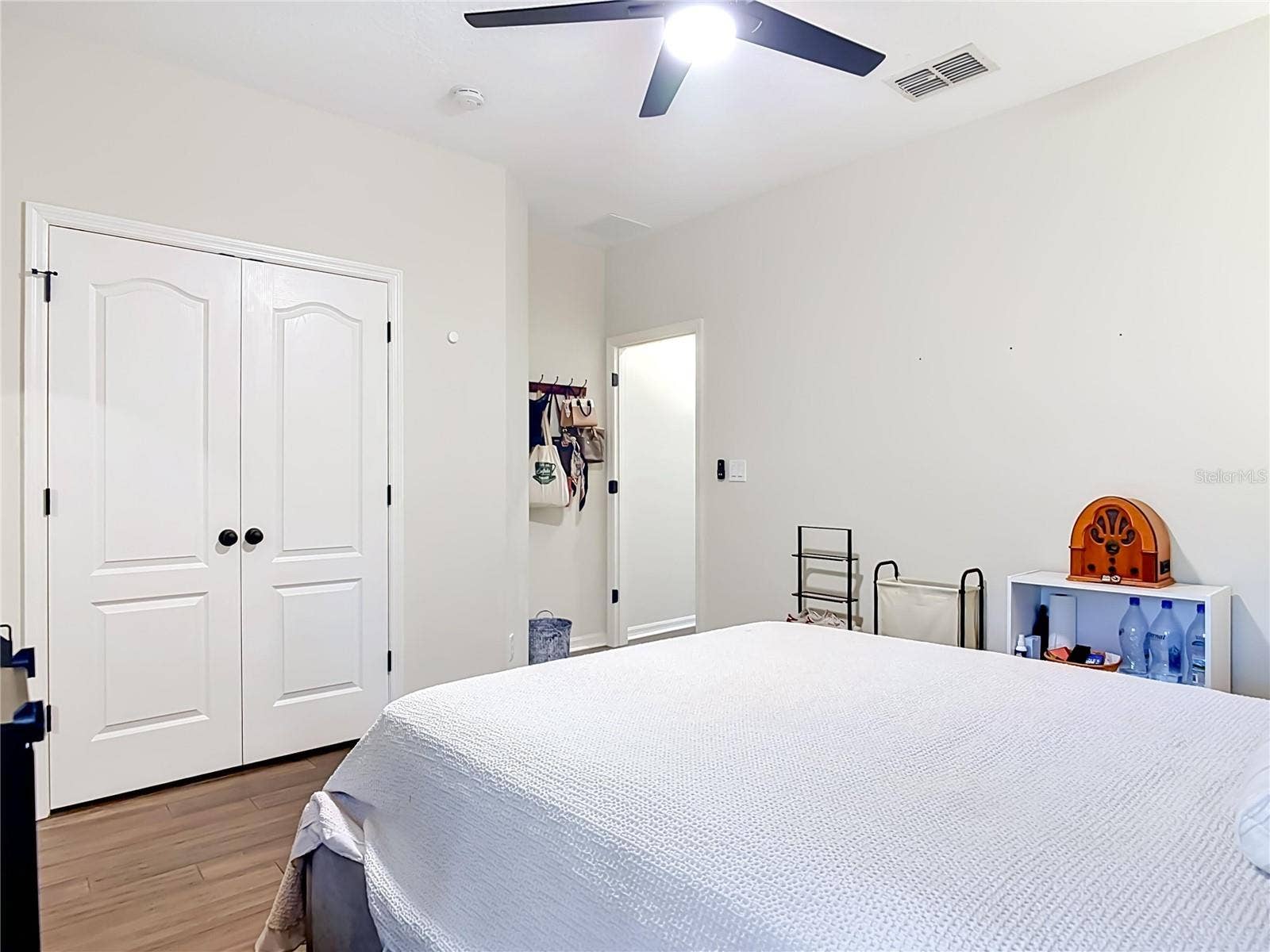 123 IVYDALE MANOR DRIVE, Deland, FL 32724 123 IVYDALE MANOR DRIVE, Deland, FL 32724