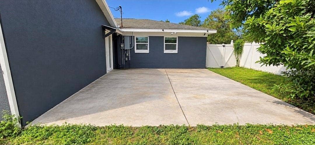8007 MEADOWGLEN DRIVE, Orlando, FL 32810 8007 MEADOWGLEN DRIVE, Orlando, FL 32810