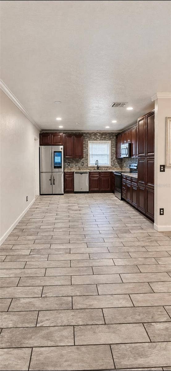 8007 MEADOWGLEN DRIVE, Orlando, FL 32810 8007 MEADOWGLEN DRIVE, Orlando, FL 32810