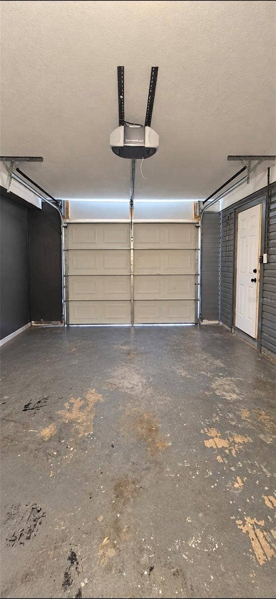 8007 MEADOWGLEN DRIVE, Orlando, FL 32810 8007 MEADOWGLEN DRIVE, Orlando, FL 32810