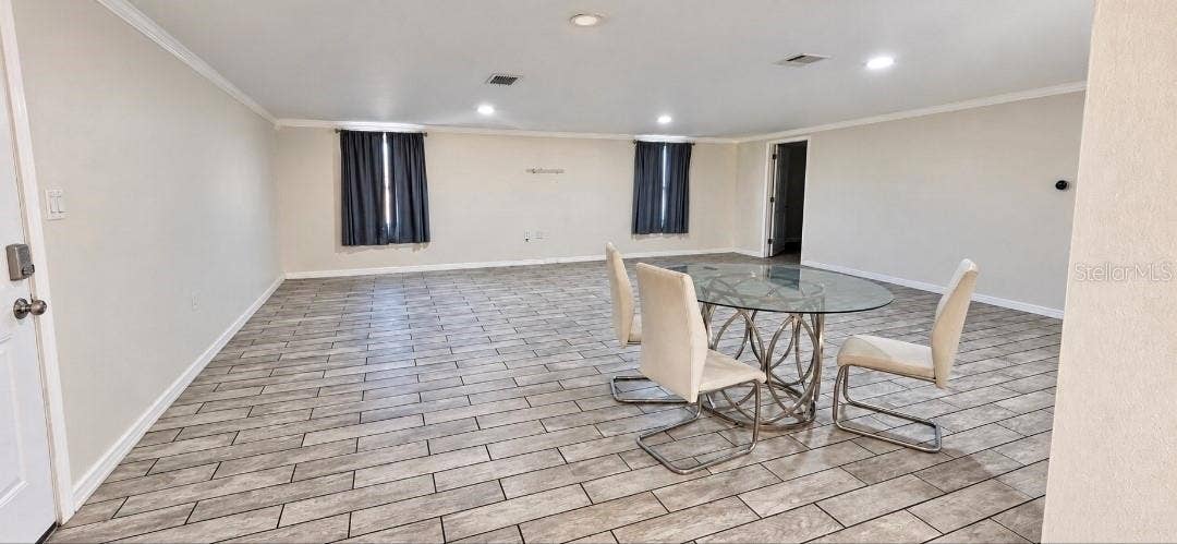 8007 MEADOWGLEN DRIVE, Orlando, FL 32810 8007 MEADOWGLEN DRIVE, Orlando, FL 32810