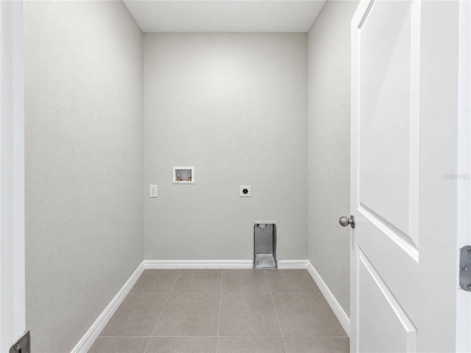 4273 NE 29TH PLACE, Ocala, FL 34470