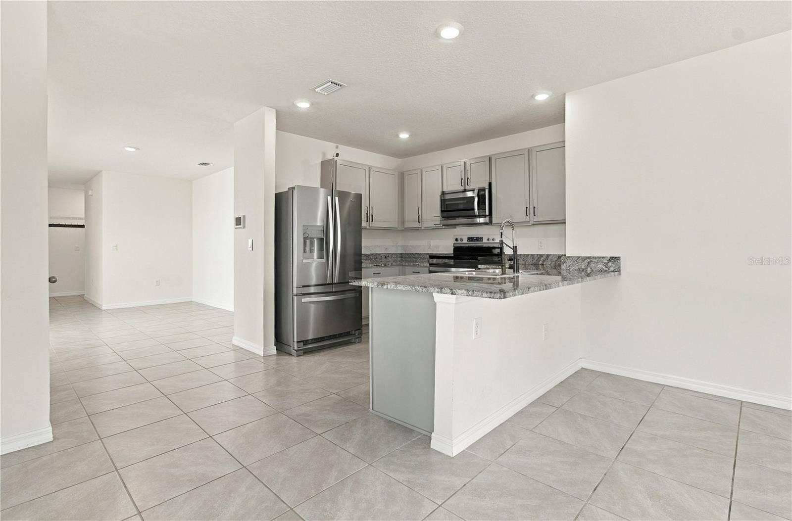 3527 MAPLE GROVE WAY, Plant City, FL 33565 3527 MAPLE GROVE WAY, Plant City, FL 33565