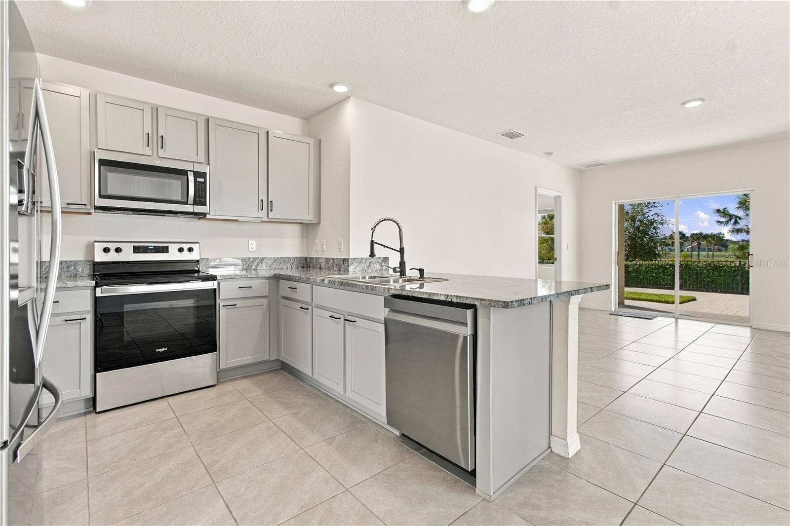 3527 MAPLE GROVE WAY, Plant City, FL 33565 3527 MAPLE GROVE WAY, Plant City, FL 33565