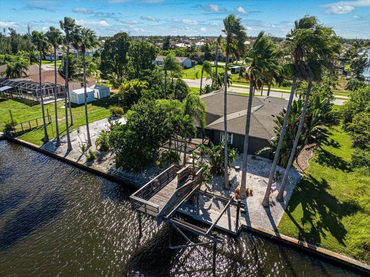 8877 CALUMET BOULEVARD, Port Charlotte, FL 33981 8877 CALUMET BOULEVARD, Port Charlotte, FL 33981