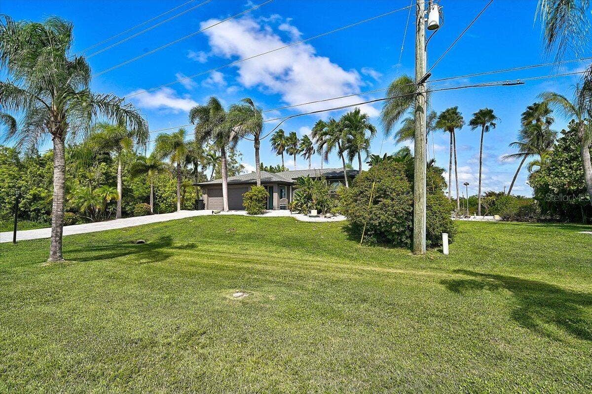 8877 CALUMET BOULEVARD, Port Charlotte, FL 33981 8877 CALUMET BOULEVARD, Port Charlotte, FL 33981