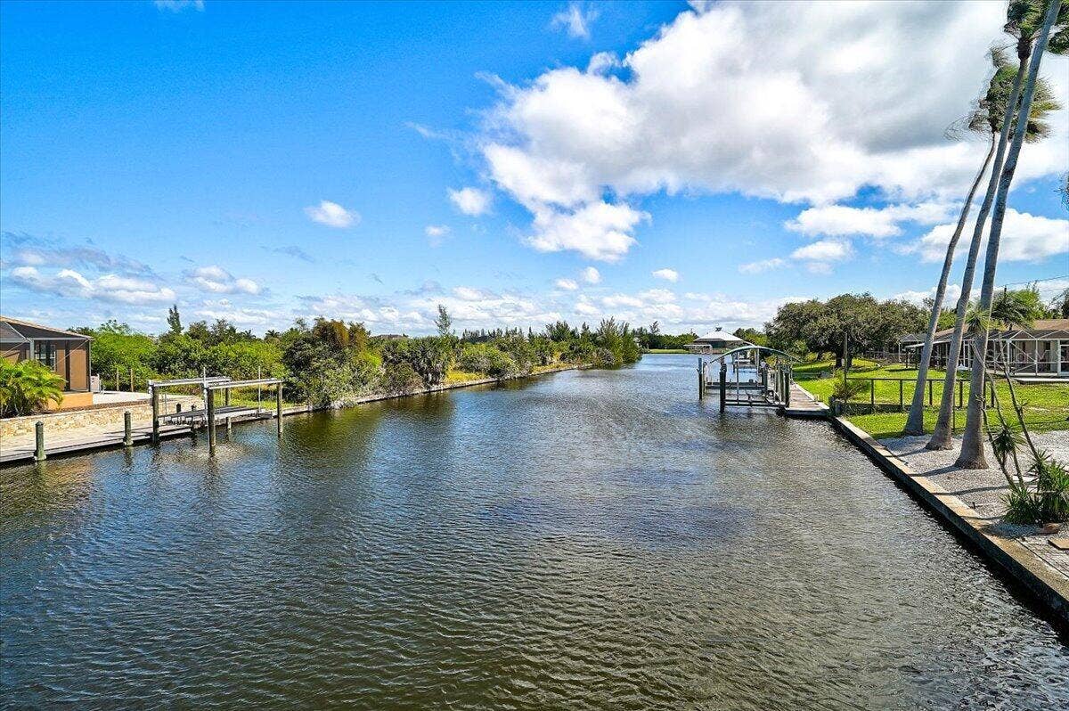 8877 CALUMET BOULEVARD, Port Charlotte, FL 33981 8877 CALUMET BOULEVARD, Port Charlotte, FL 33981