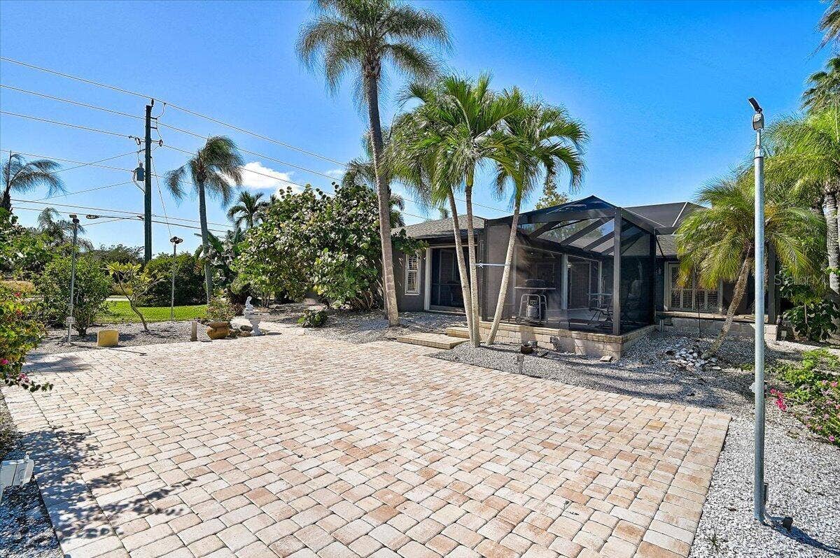 8877 CALUMET BOULEVARD, Port Charlotte, FL 33981 8877 CALUMET BOULEVARD, Port Charlotte, FL 33981